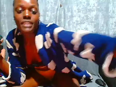 VANESAAMBER23 online show from June 19, 9:51 pm