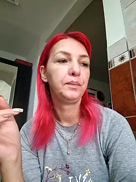 Evadesirex46 online show from October 1, 5:45 am