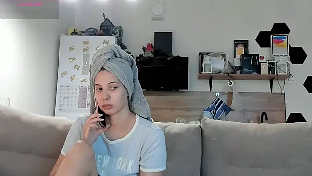 Girl alone home online show from July 30, 3:24 pm