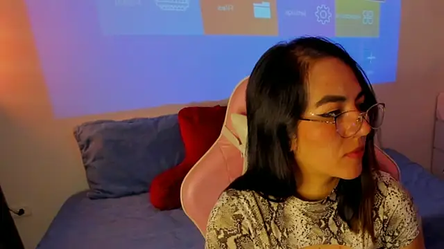 Snapshot of Sofi_Martinezz0 chatting on September 17, 3:48 am Sofi Martinezz0 online show from September 17, 3:48 am