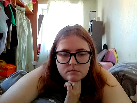 DesireMelissa online show from June 11, 5:59 am
