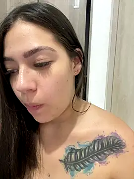 Latina vanessa online show from November 6, 3:45 am