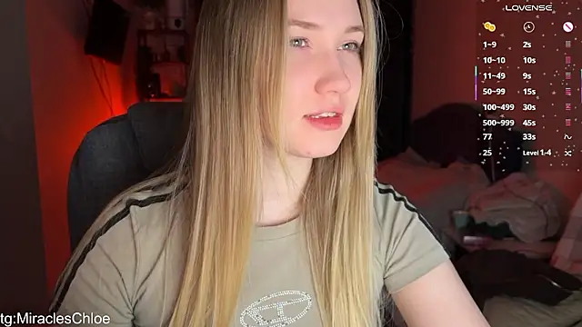 ChloeMillerMeow online show from February 12, 3:58 pm