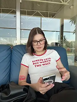 RinaCat online show from June 15, 5:51 am