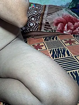 Priya Bong online show from April 28, 5:33 am