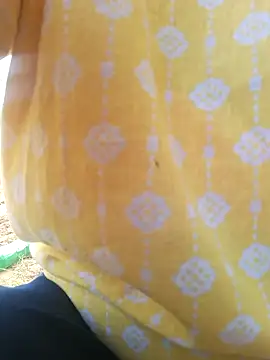 Priya Bong online show from October 21, 3:21 am