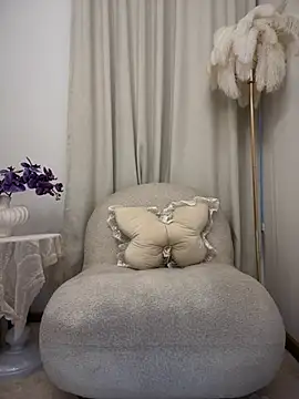 LuLuNaNa11 online show from May 25, 10:47 am