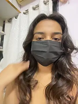 samayra124 online show from August 1, 9:17 pm