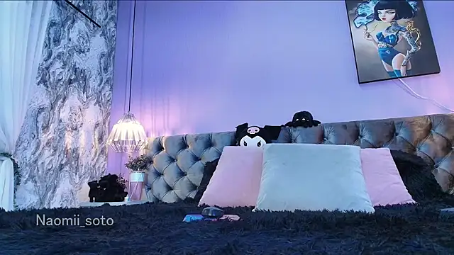 Snapshot of Naomii_Soto chatting on September 25, 8:28 pm Naomii Soto online show from September 25, 8:28 pm