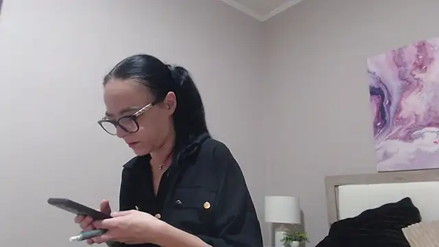 IzabelllNoir online show from June 27, 6:58 am