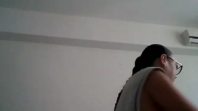 IzabelllNoir online show from June 9, 9:41 am
