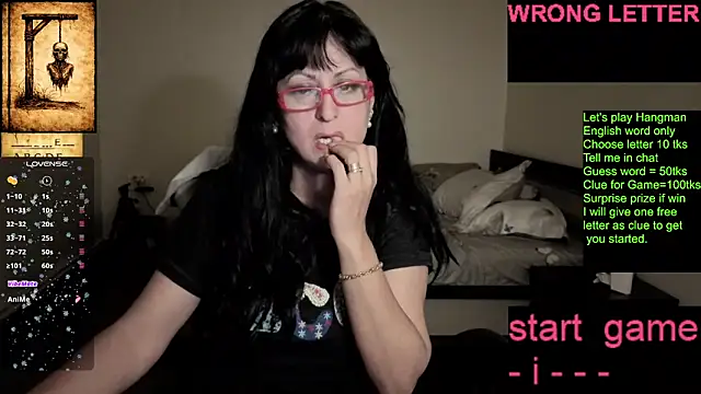 YourDreamLoverr online show from April 27, 11:24 pm