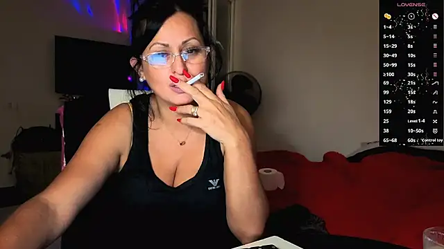 YourDreamLoverr online show from September 17, 11:03 pm