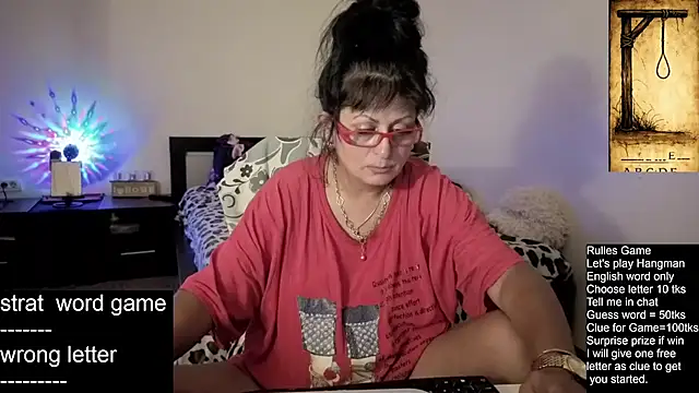 YourDreamLoverr online show from August 3, 11:21 pm