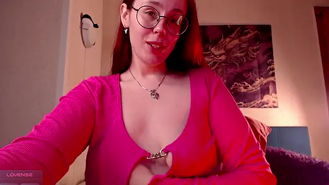 VanessaLincum online show from December 15, 7:02 am