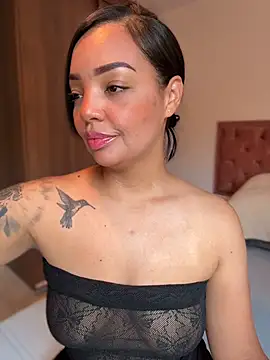 Sara LipsX online show from July 10, 10:53 pm
