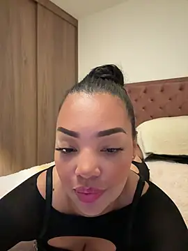 Sara LipsX online show from July 24, 2:09 am