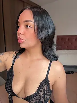 Sara LipsX online show from June 26, 10:44 pm