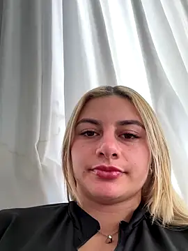 AtheneaRossi online show from September 10, 8:31 pm