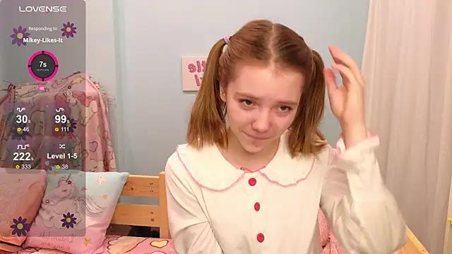 PrincessLittleKiki online show from November 1, 8:40 am