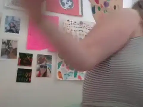 MsLG12301 online show from April 11, 8:34 pm