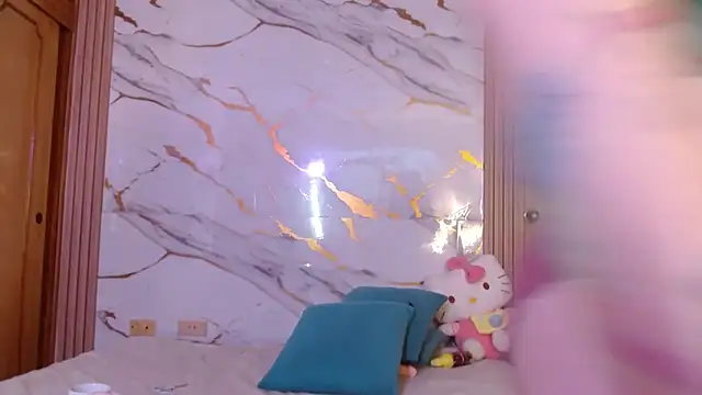 kittycatw online show from July 8, 3:25 pm