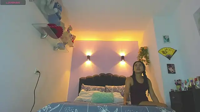 Sofia Clauss  online show from June 10, 5:06 am
