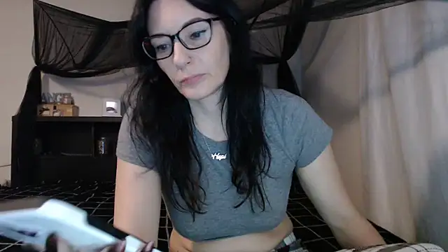 CrystalLakeXO online show from July 30, 7:20 am