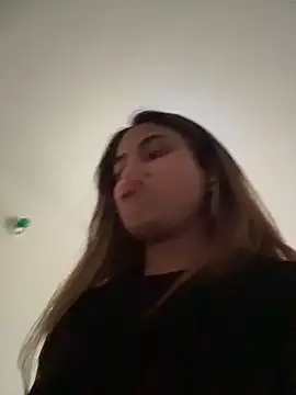 SaraParisi online show from January 14, 11:10 pm