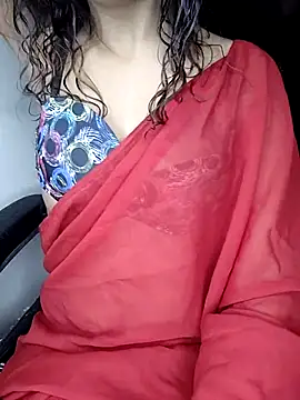 Snapshot of Leeeezzzz_roy chatting on October 1, 7:08 pm Leeeezzzz roy online show from October 1, 7:08 pm