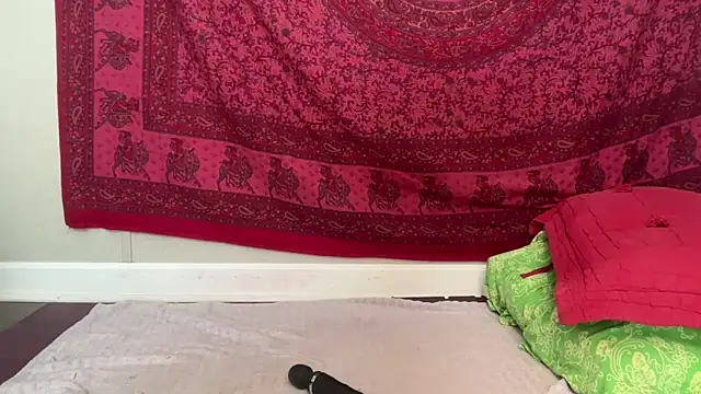 GlitterKitty108 online show from March 29, 2:16 pm