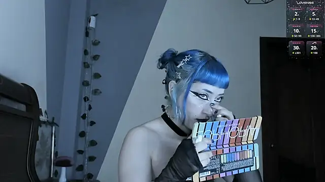 Snapshot of BlueBerry____ chatting on September 26, 9:23 pm BlueBerry     online show from September 26, 9:23 pm