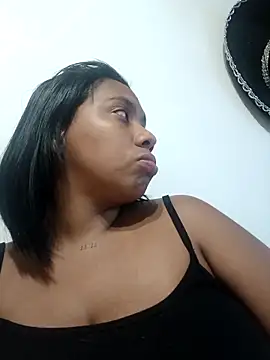 lia mariana online show from March 5, 3:24 am