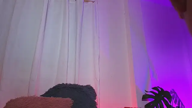 emy colee online show from June 27, 3:07 am