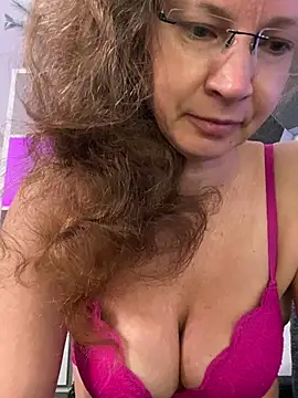 AnnikaRose online show from June 11, 2:33 am