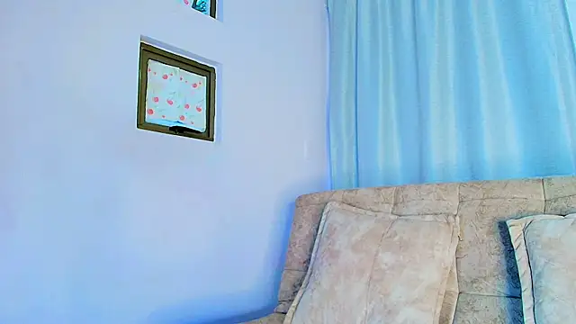 liccy hall online show from February 6, 11:46 am