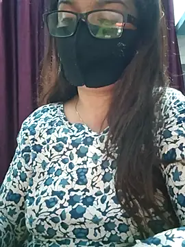 Snapshot of Aishwaryaa_69 chatting on September 17, 11:08 am Aishwaryaa 69 online show from September 17, 11:08 am