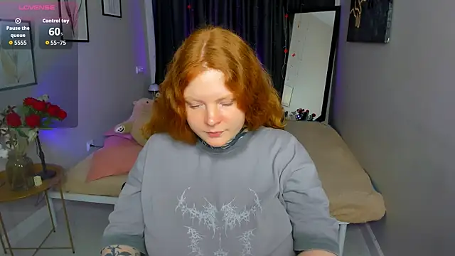 Cassie xKiss online show from May 3, 9:07 pm