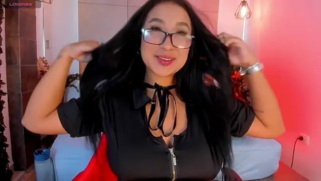 BellaHarllow online show from June 27, 6:14 pm