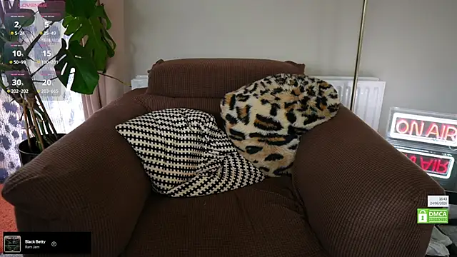 Billiexxox online show from June 24, 3:44 pm