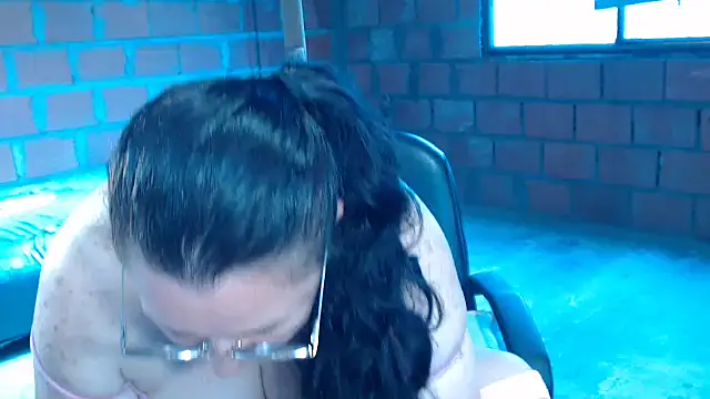 hairyglad69 online show from July 11, 1:00 pm