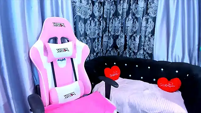 KamilaFoxy online show from November 7, 3:12 am