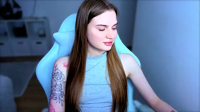 StellaLawless online show from December 3, 12:07 pm