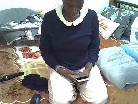 Sweet Bear online show from July 11, 8:58 am
