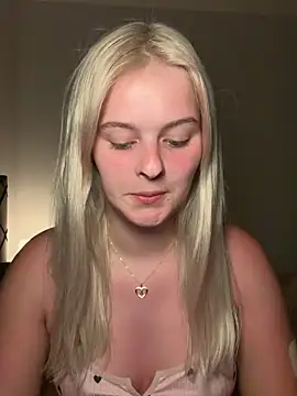 Allylove03 online show from April 29, 7:30 pm