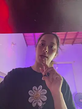 little-Emma online show from June 15, 11:38 pm