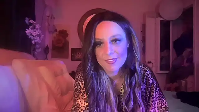 MonroeLoves online show from January 9, 7:57 am