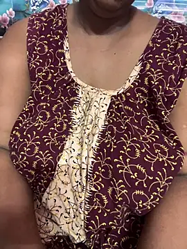 Snapshot of Beauty-queen chatting on October 10, 11:04 am Beauty-queen online show from October 10, 11:04 am