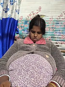 Beauty-queen online show from February 13, 3:35 pm