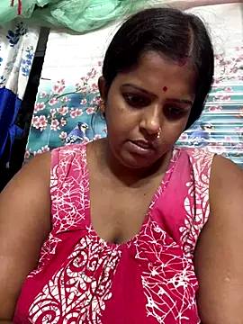 Snapshot of Beauty-queen chatting on October 13, 12:41 pm Beauty-queen online show from October 13, 12:41 pm